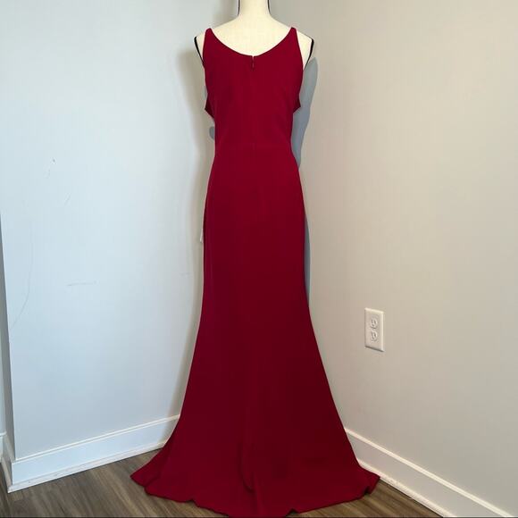 Dress the population 
Iris Slit Crepe Gown in Garnet Red XXL NWT - Picture 4 of 5